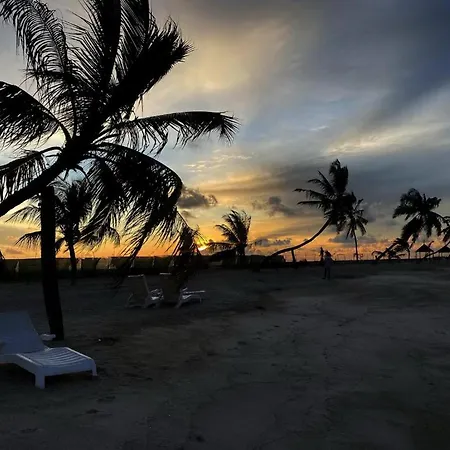 Hotel Adroit Sunset View